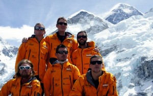 The injured soldiers with Everest behind (Photo: Walking With The Wounded)