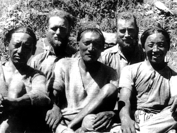 Bill Tilman (second right) with Angtharkay, Eric Shipton, Pasang Bhotia and Kusang (Photo: Bill Tilman)
