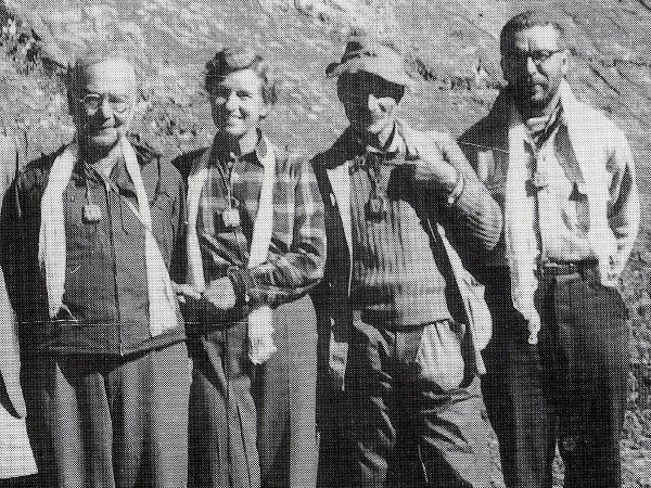 Bill Tilman (second from right) with Oscar Houston, Betsy Cowles and Charles Houston (Photo: Bill Tilman)