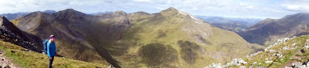 On the summit of An Gearanach, gazing across the corrie to Stob Coire a Chairn (981m), Am Bodach (1032m), Sgurr an Iubhair (1001m), Stob Choire a Mhail (990m) and Sgurr a Mhaim (1099m)