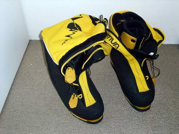 La Sportiva Olympus Mons boots