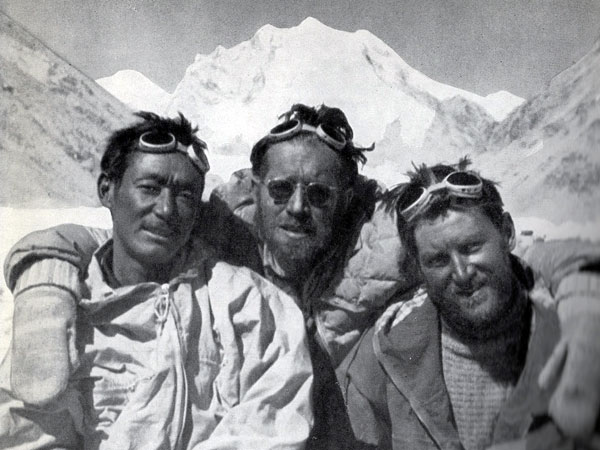 Star performer Pasang Dawa Lama (left), with Herbert Tichy (middle) and Sepp Jochler (right) (Photo: Herbert Tichy)