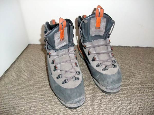 Salomon Super Mountain boots