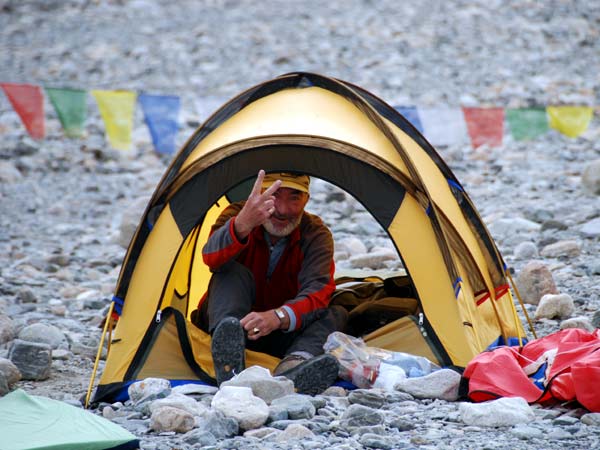 I think we can all agree we don't want this sort of climber turning up on Everest (Photo: Bunter Anson)